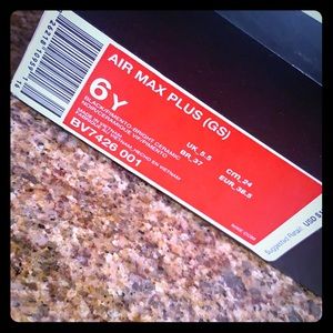 Nike air max tn (sunset) size : 6Y